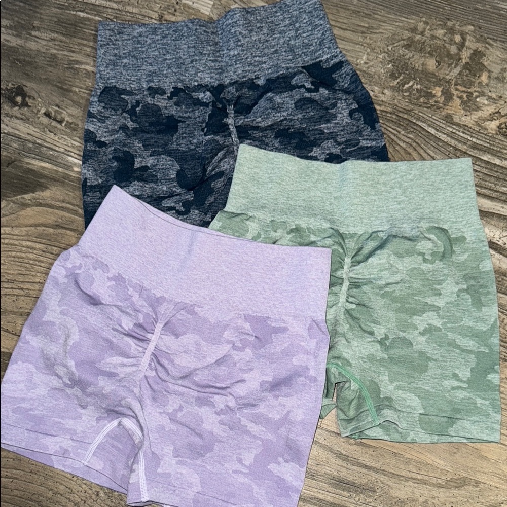 SHEIN Camo High-Waisted Shorts Trio